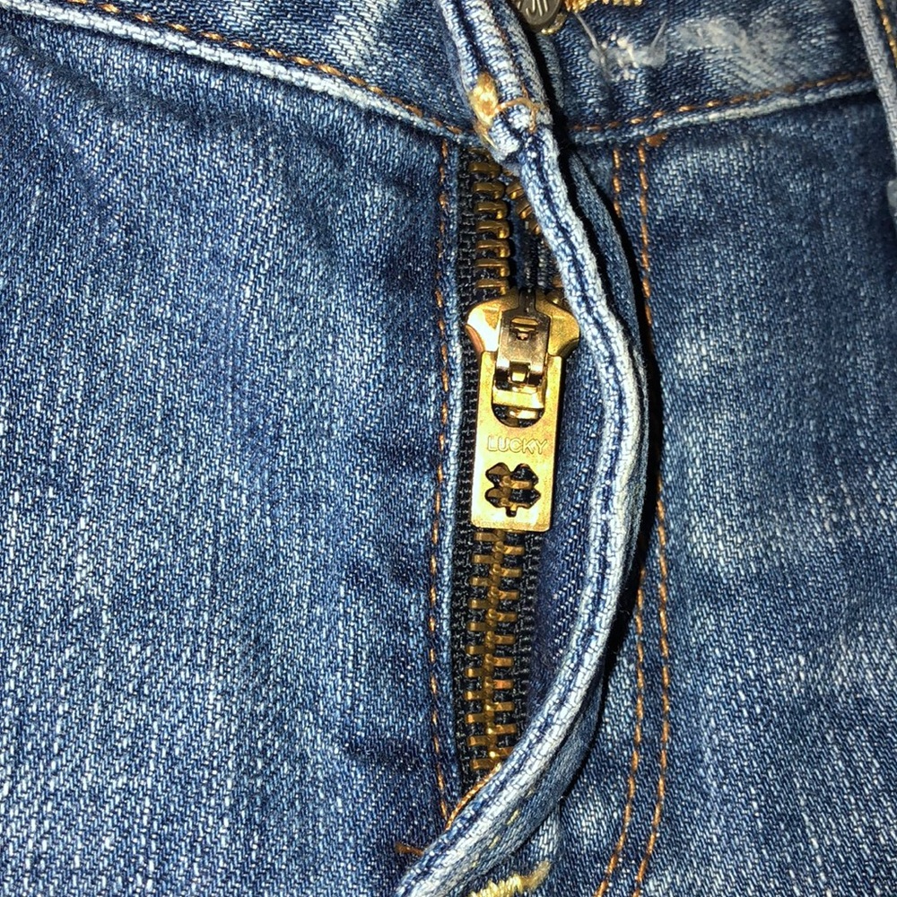 Lucky Brand Daisy Dukes - Picture 4 of 4